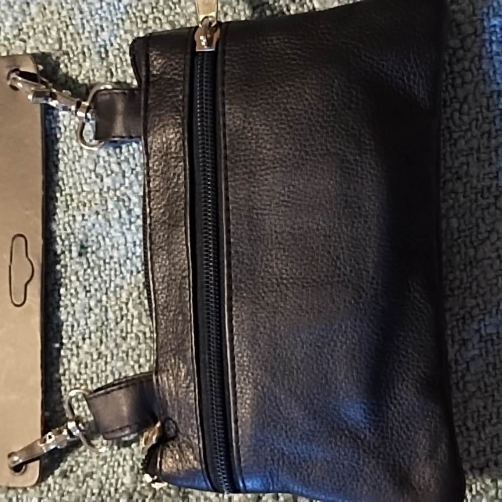 Unik Black Leather Concealment Pocket with Silver Accents - Picture 4 of 4